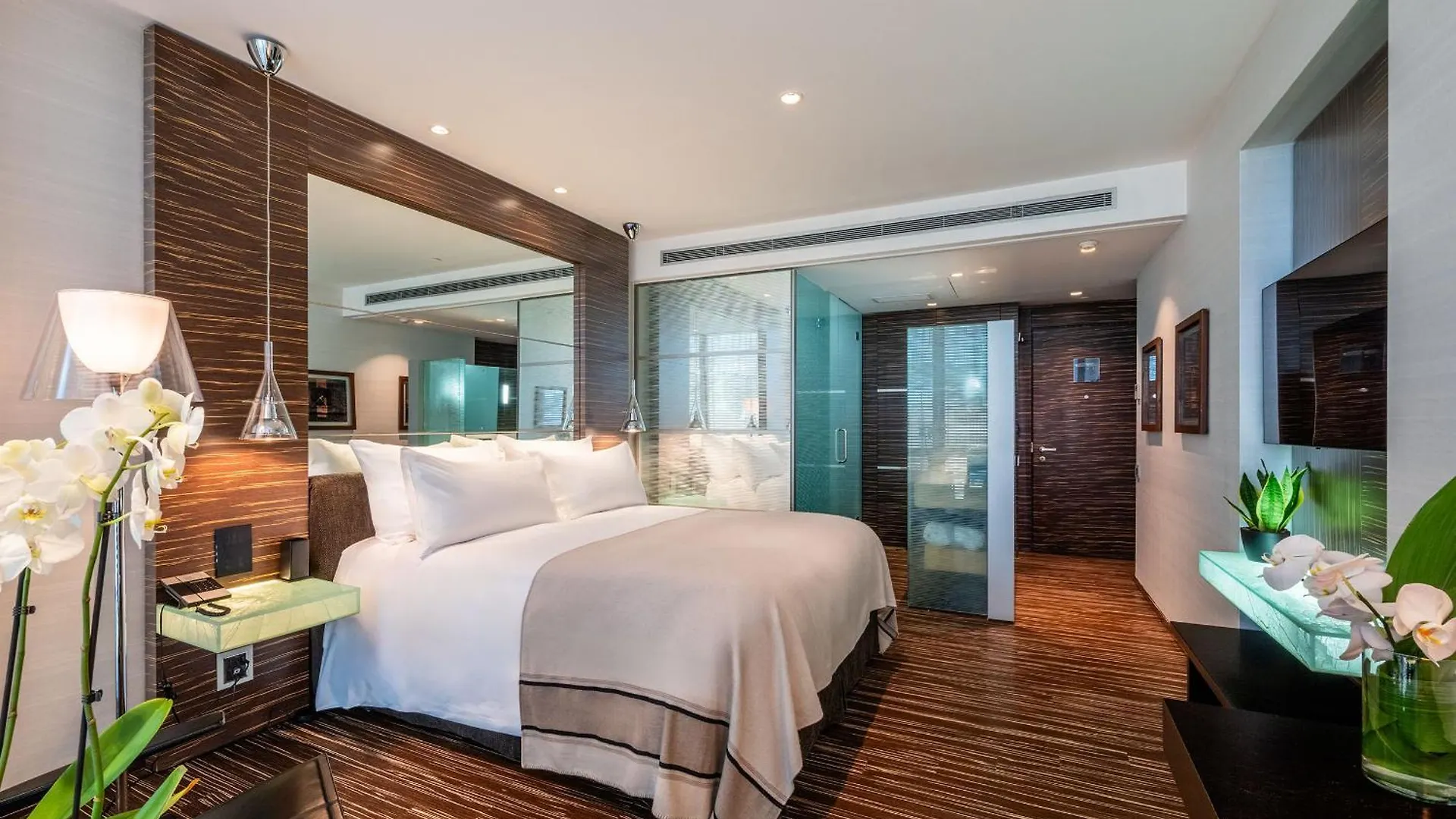 Hotel Romeo Napoli 5*, Naples